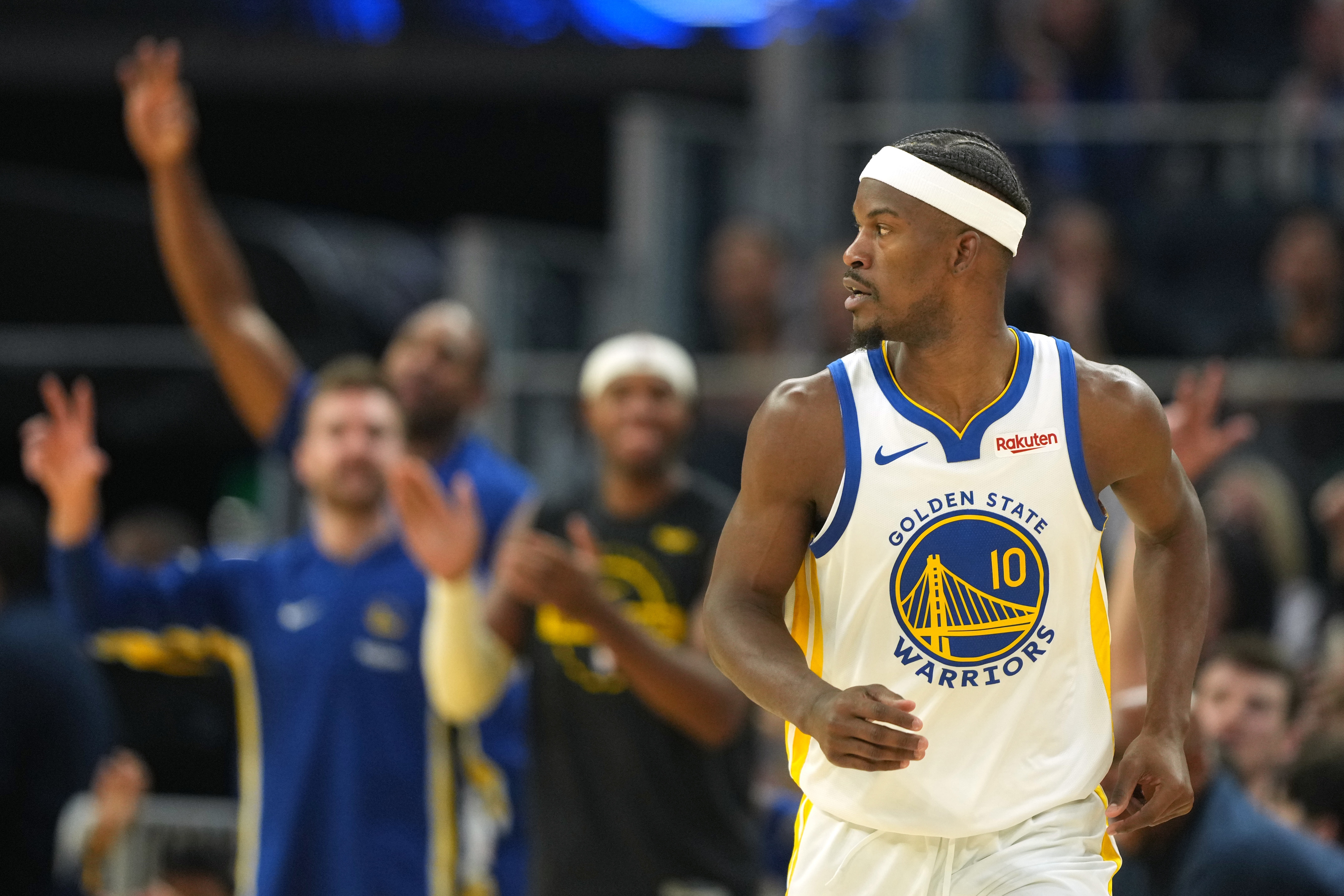 百家乐APP-追梦：巴特勒受伤后有些精神恍惚 一直念叨没法带孩子去游乐场了